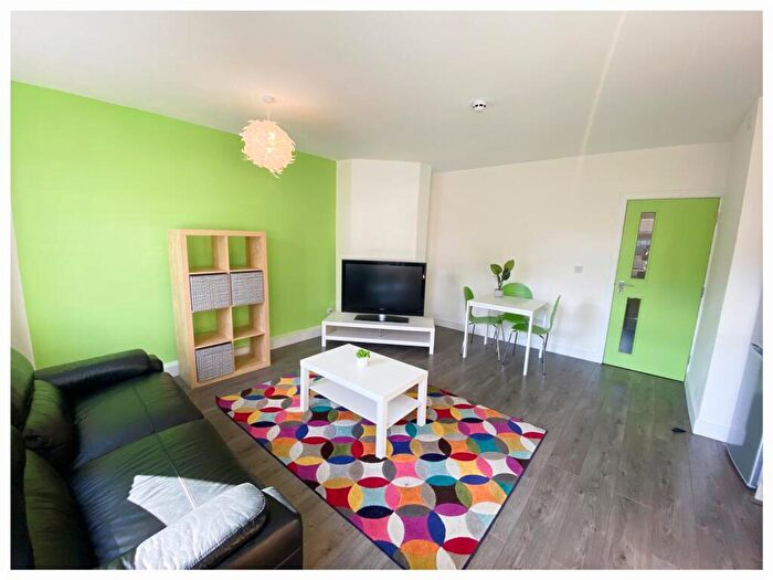 3 Bedroom Apartment To Rent In Flat A Porterbrook Apartments, Broomhall Street, S3
