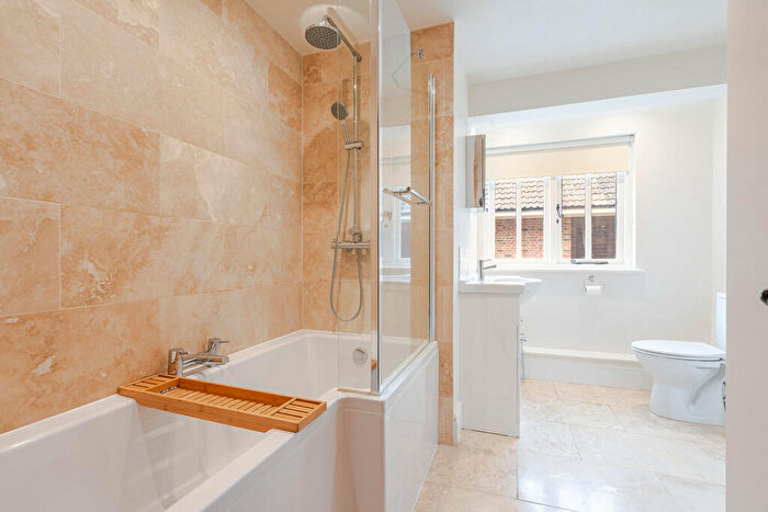 2 Bedroom Barn Conversion To Rent In Braydon, Wiltshire, SN5