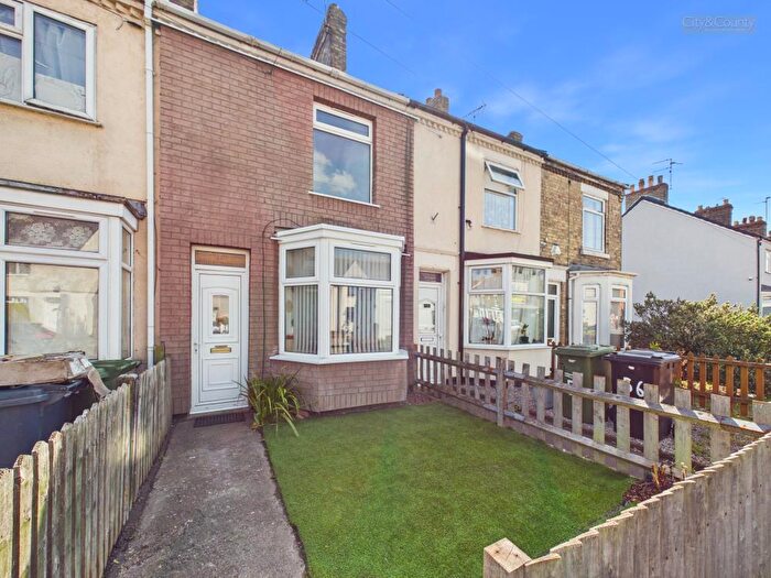 3 Bedroom Terraced House To Rent In Padholme Road, Peterborough, PE1