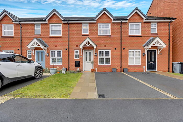 3 Bedroom Mews For Sale In Ready To Move Into Bedroom Home. Immaculate Moston., CW11