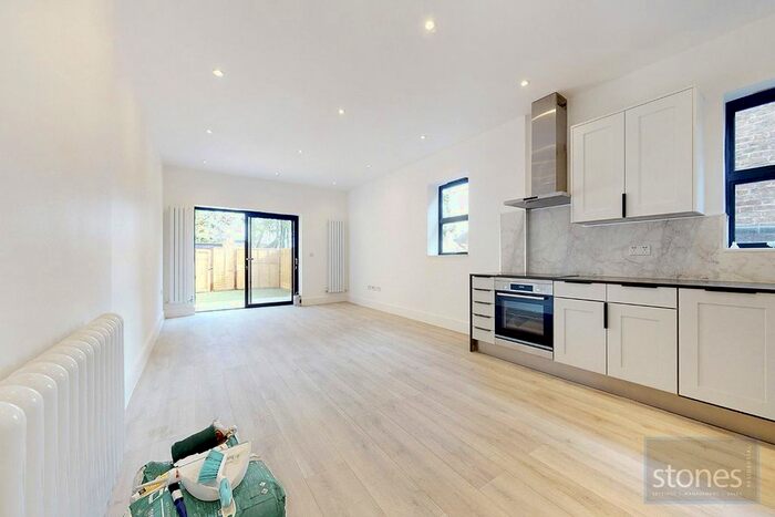 1 Bedroom Flat To Rent In Second Avenue, London NW4