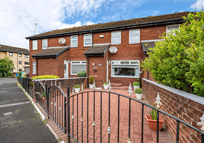 2 Bedroom Terraced House For Sale In Mill Crescent, Glasgow, G40