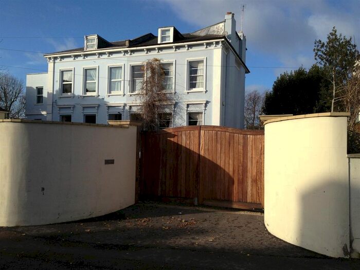 1 Bedroom Flat To Rent In Hales Road, Cheltenham, GL52