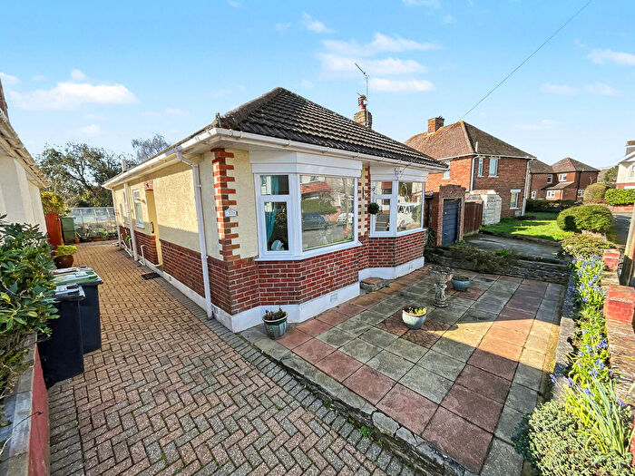 3 Bedroom Detached Bungalow For Sale In Christchurch, BH23