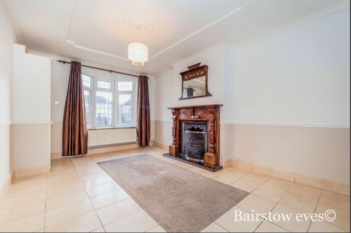 2 Bedroom House To Rent In Bastable Avenue, Barking, IG11