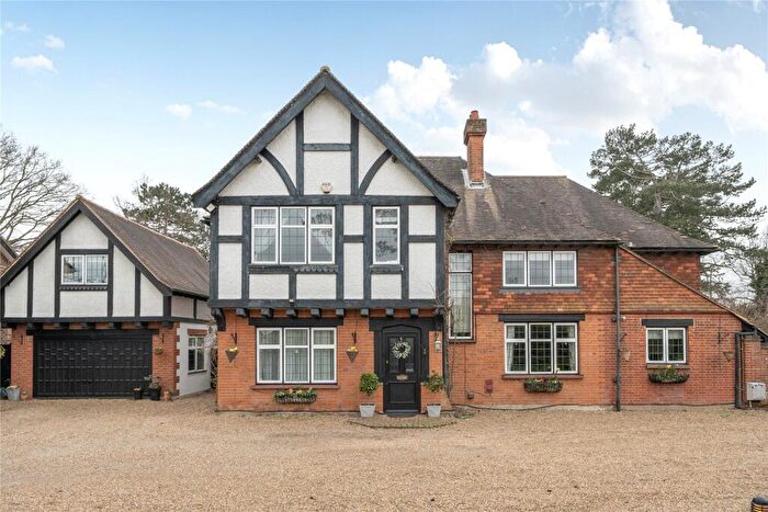 6 Bedroom Detached House For Sale In Mada Road, Locksbottom, BR6