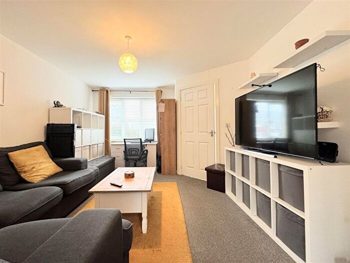 3 Bedroom Semi-detached House For Sale In Stret Avalennek, Lane, Newquay, TR8