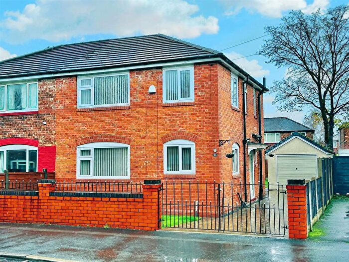 3 Bedroom Semi Detached House For Sale In Amos Avenue, Manchester, M40