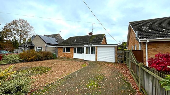 3 Bedroom Detached Bungalow To Rent In Newton Road, Hainford, NR10