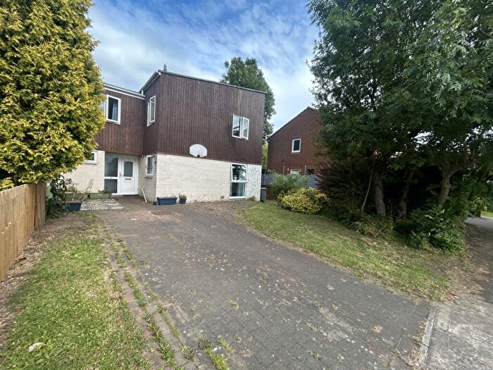 4 Bedroom End Of Terrace House For Sale In Burnigill, Meadowfield, Durham, County Durham, DH7