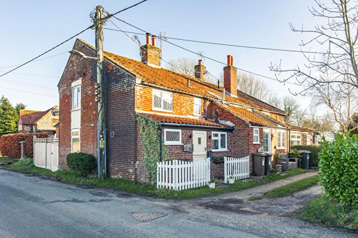 2 Bedroom Cottage For Sale In Great Ryburgh, NR21