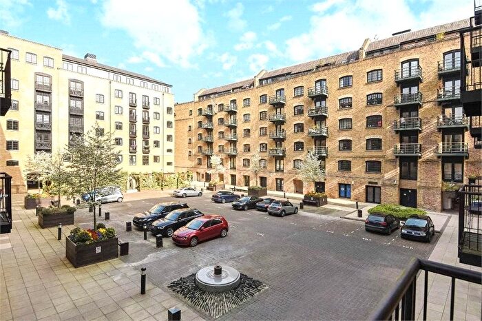 2 Bedroom Flat To Rent In Ginger Apartments, Cayenne Court, London, SE1