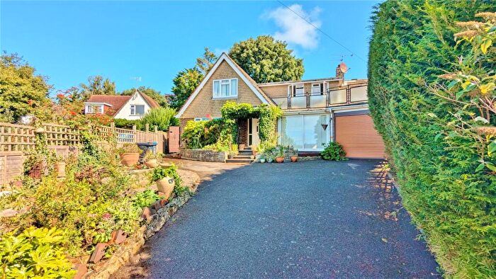 4 Bedroom Detached House For Sale In Cleveland Close, Salvington, Worthing, West Sussex, BN13