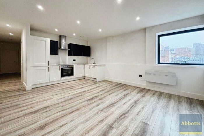 2 Bedroom Flat To Rent In Pottergate, Norwich, NR2