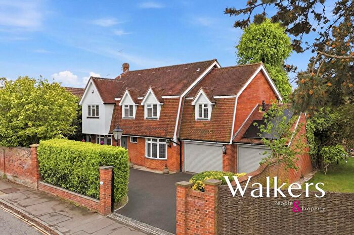 5 Bedroom Detached House For Sale In High Street, Ingatestone, CM4
