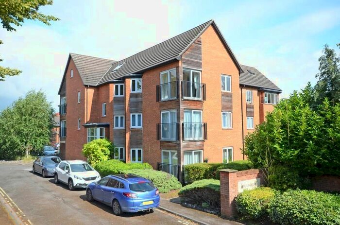 2 Bedroom Flat To Rent In Burton Croft, York, YO30