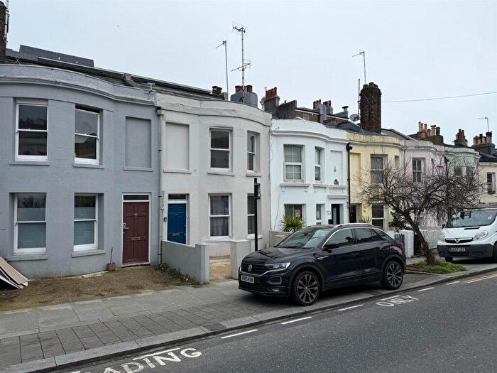 3 Bedroom Terraced House To Rent In Surrey Street, Brighton, BN1
