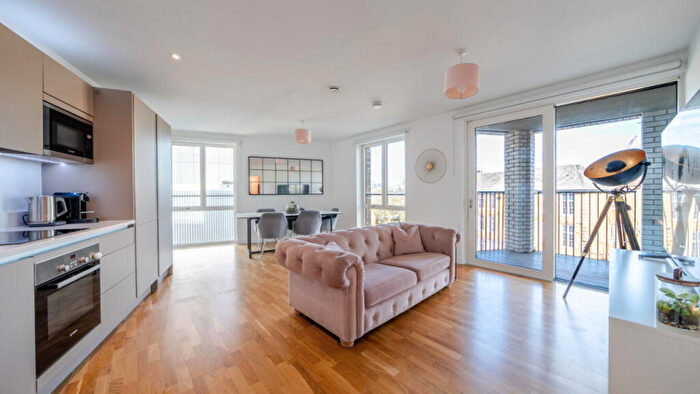 2 Bedroom Flat For Sale In Rodney Road, Elephant & Castle, SE17