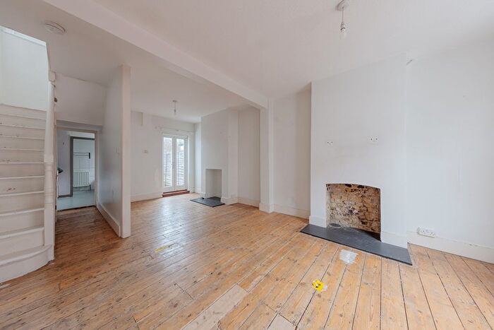 2 Bedroom Terraced House For Sale In Eastney Street, London, SE10
