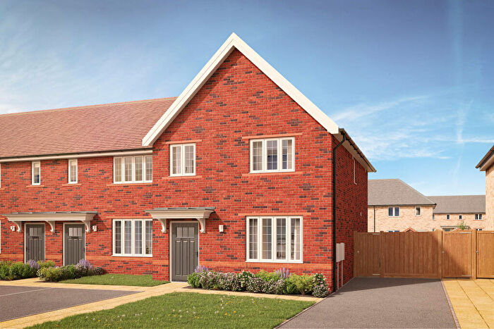 3 Bedroom End Of Terrace House For Sale In Ashingdon Road, Rochford, SS4