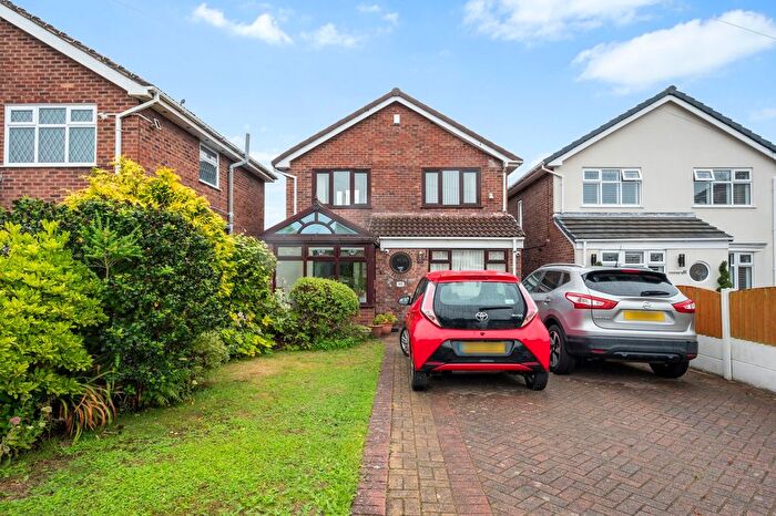3 Bedroom Detached House For Sale In Clover Hey, St. Helens, WA11