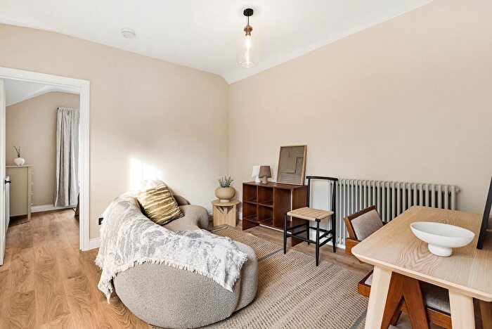 1 Bedroom Flat To Rent In Dukes Lane Chambers, Dukes Lane, London, W8