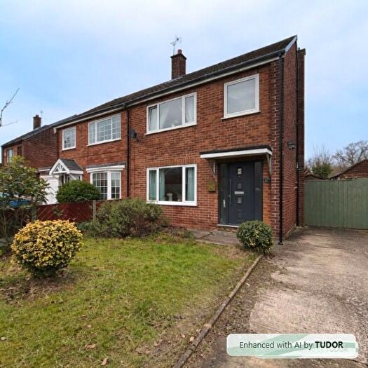 3 Bedroom Semi-Detached House For Sale In Eastfield Drive, Woodlesford, LS26