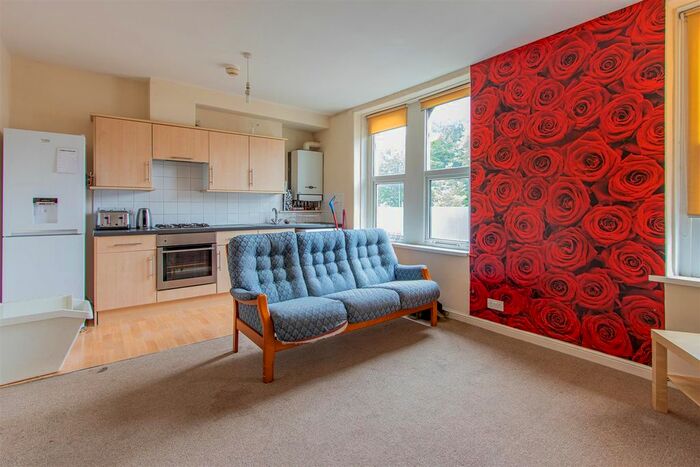 2 Bedroom Flat To Rent In Clive Street, Cardiff CF11