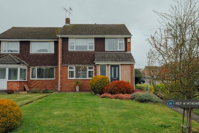 3 Bedroom Semi-Detached House To Rent In Mantilla Drive, Coventry, CV3