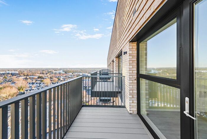 2 Bedroom Flat To Rent In Jargonelle House, Pavana Square Brentford, TW8