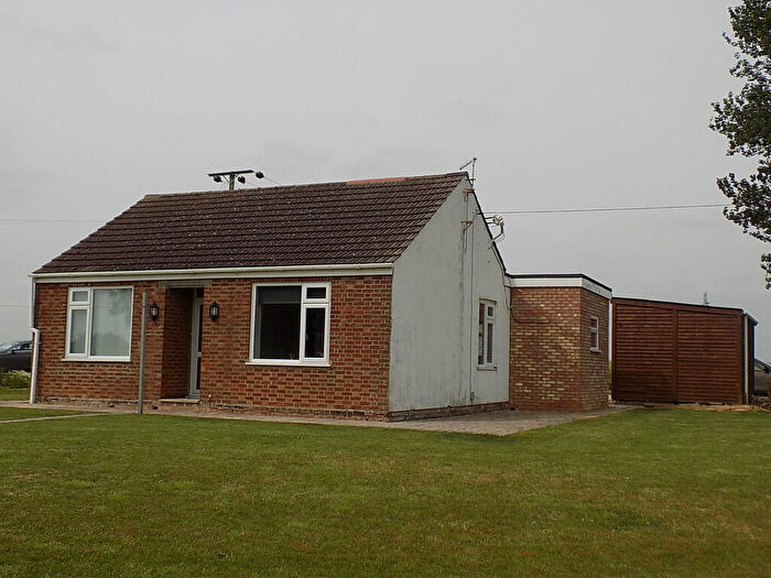 2 Bedroom Detached Bungalow To Rent In Brewers Lane, Newton, PE13