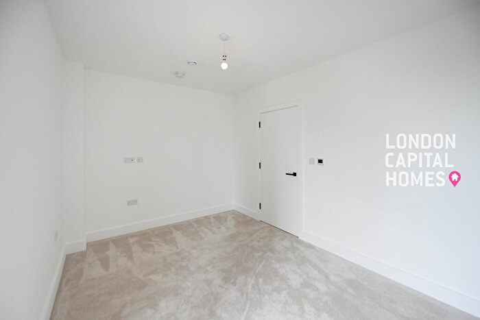 2 Bedroom Apartment To Rent In Pearson Building, Station Road, London, CR0