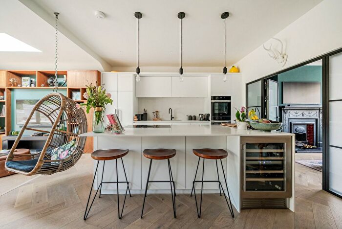 5 Bedroom Semi-detached House For Sale In Claremont Road, Teddington, TW11