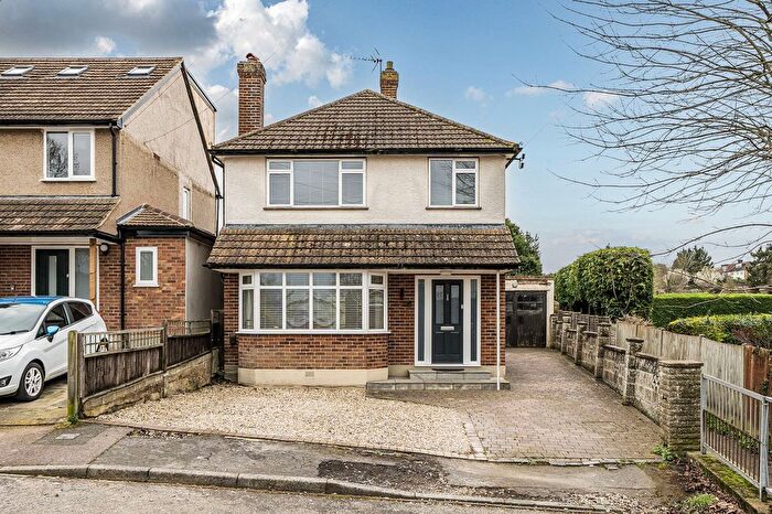 3 Bedroom Detached House For Sale In Beech Road, Epsom, KT17