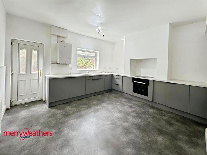 2 Bedroom End Of Terrace House To Rent In Cross Street, Kimberworth, S61