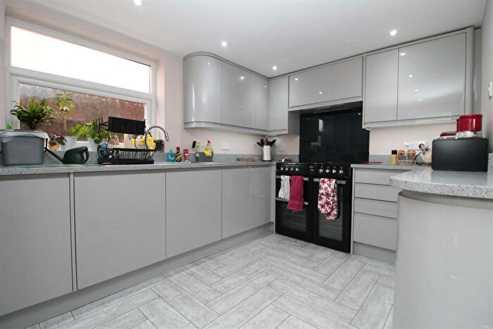 5 Bedroom Semi-Detached House For Sale In Rydal Avenue, Ramsgate, CT11