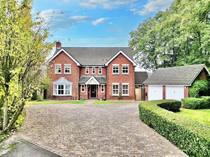 4 Bedroom Detached House For Sale In Swanholme Way, Baldwins Gate, ST5