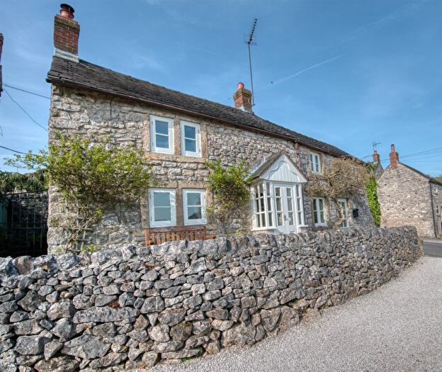 2 Bedroom Cottage For Sale In Town Street, Brassington, DE4