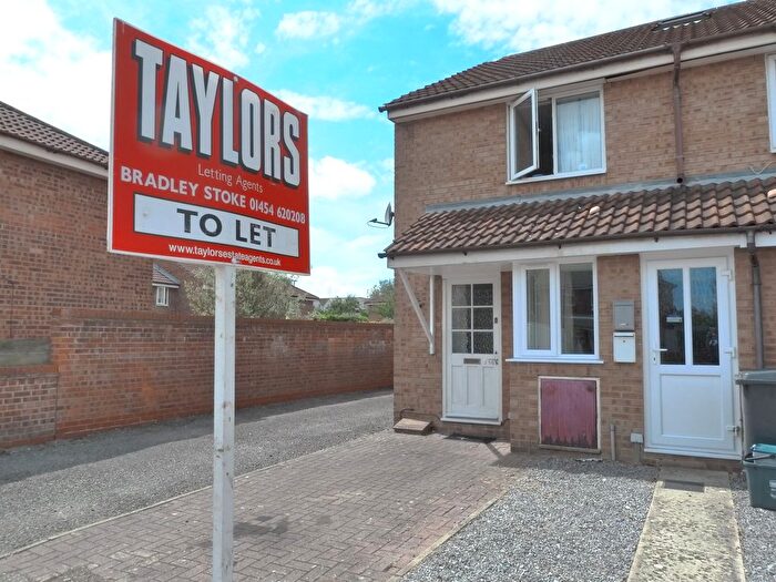 1 Bedroom Flat To Rent In Oaktree Crescent, Bristol, BS32