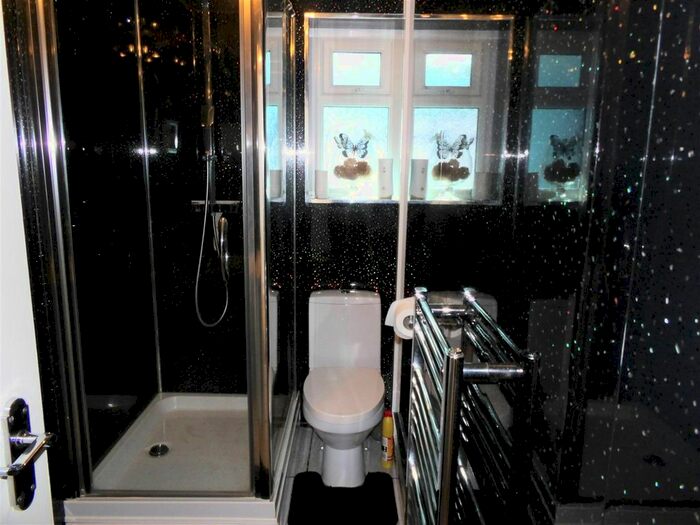 2 Bedroom Detached Bungalow To Rent In St. Annes Road, Saltash, PL12