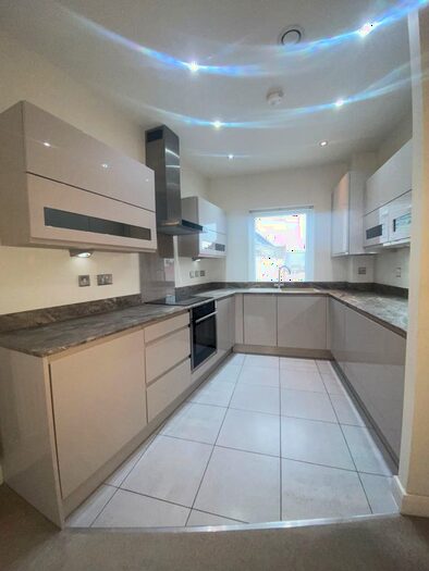 2 Bedroom Flat To Rent In Humber Street, Hull, HU1