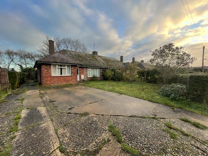 2 Bedroom Semi-Detached Bungalow To Rent In Stetchworth, CB8
