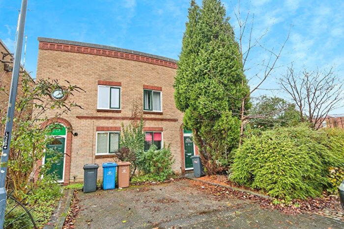 2 Bedroom Terraced House For Sale In Wellington Crescent, Derby, DE1