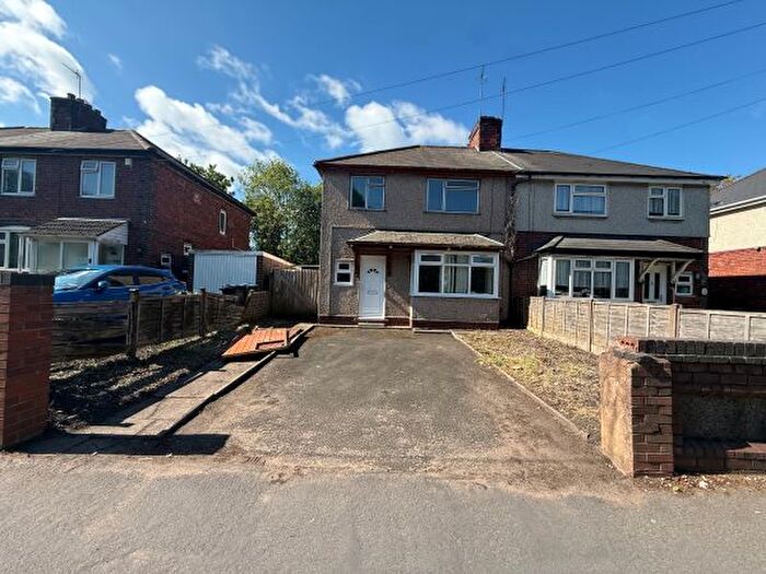 3 Bedroom Semi-Detached House To Rent In Park Lane West, Tipton, DY4