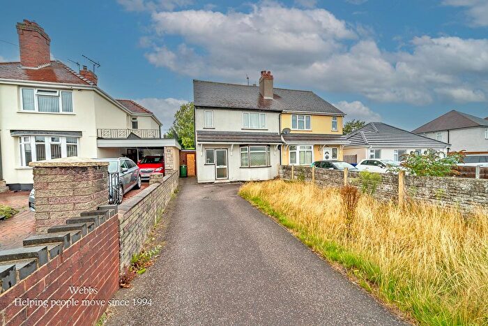 2 Bedroom Semi-detached House For Sale In Pye Green Road, Cannock, WS11