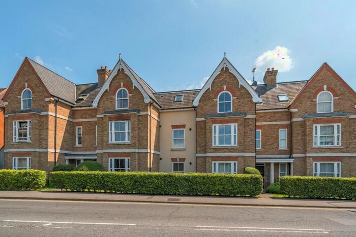 1 Bedroom Apartment To Rent In Greenwich Court, St Leonards Road, Windsor, SL4
