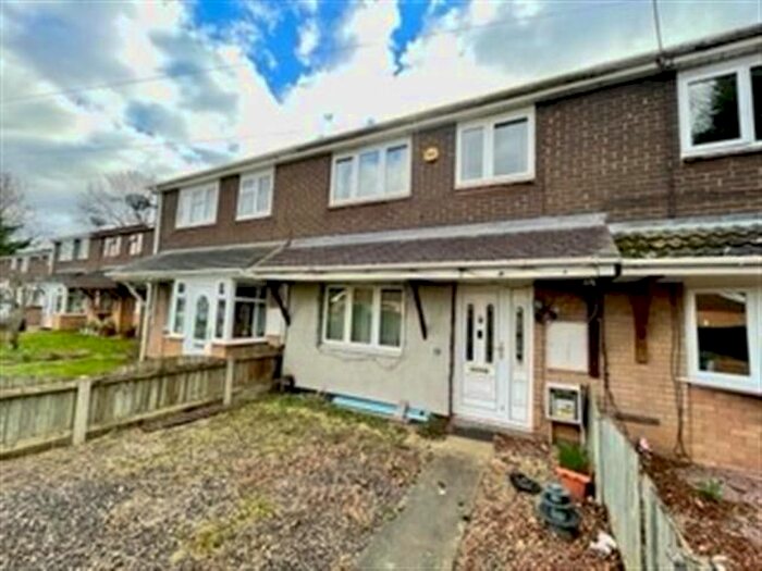 3 Bedroom Terraced House To Rent In Eversley Grove, Wednesfield, Wolverhampton, WV11