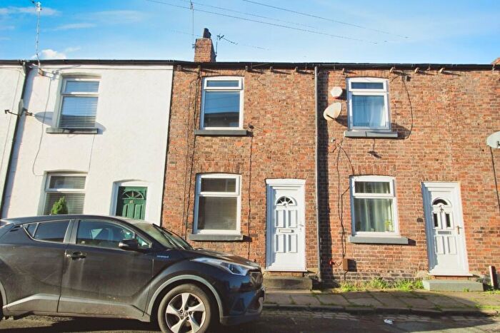2 Bedroom Terraced House To Rent In Pitt Street, Macclesfield, Cheshire, SK11