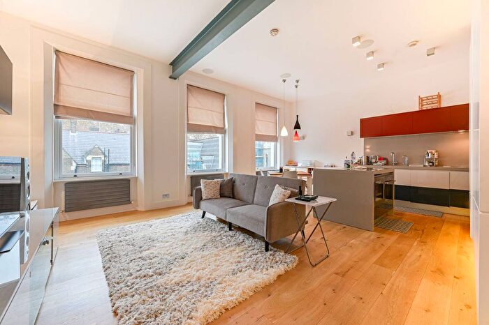 2 Bedroom Flat For Sale In Collingham Road, South Kensington, London, SW5