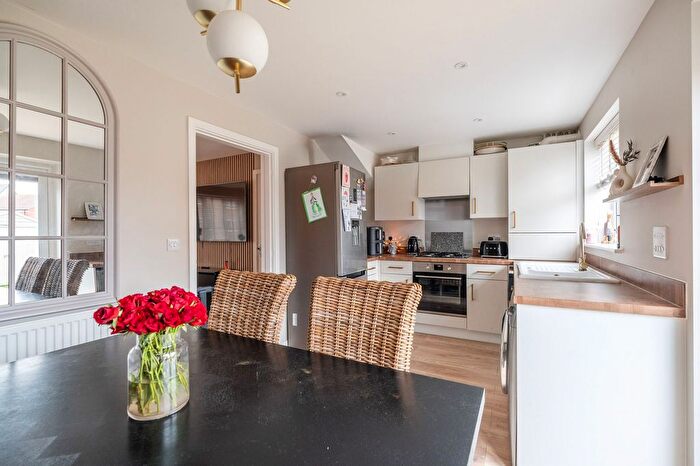 3 Bedroom Semi-detached House For Sale In Ellis Drive, Bradwell, NR31